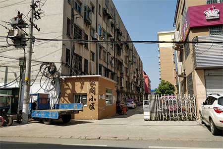 龙都现代城90平套三带车位售59.8万